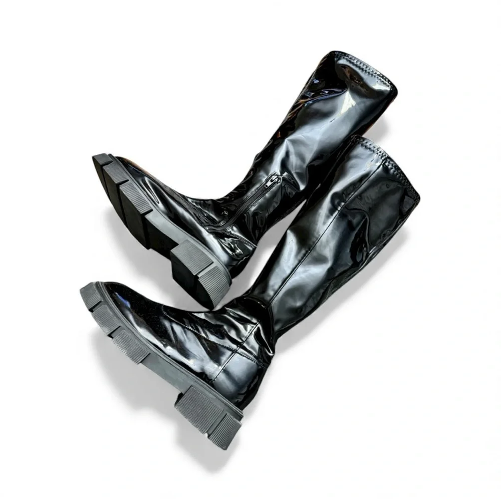 Sz 10 Zara Stylish Black Knee-High Boots